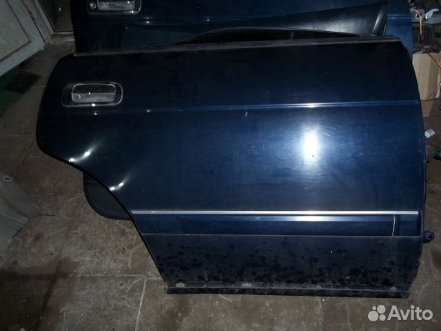 Дверь задняя правая в сборе Тойота Краун S141