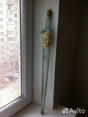Бутылка в виде сабли