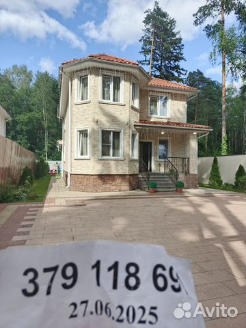 

7-к. коттедж, 350 м²