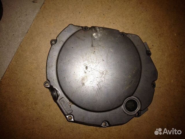 Suzuki GSF 750 Bandit крышка картера правая