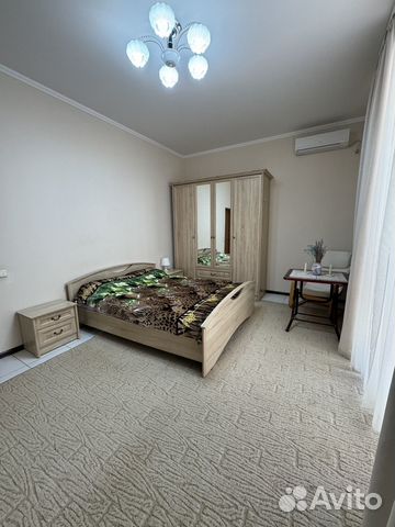 

2-к. квартира, 70 м², 2 кровати