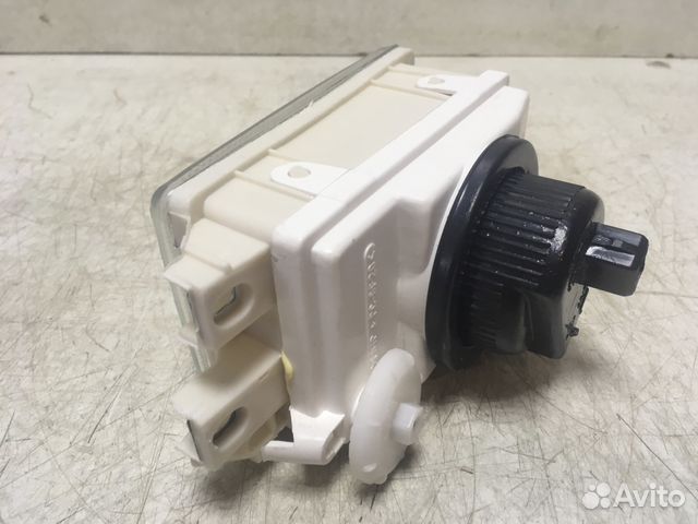 Фара противотуманная левая VW Passat B4 Фара противотуманная левая VW Passat B4