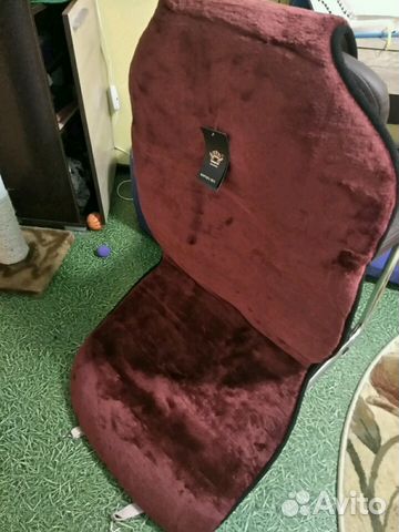 Меховые накидки на авто, бордо цвета новые 2шт Меховые накидки на авто, бордо цвета новые 2шт