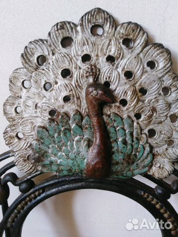 Чугунная рамка для зеркала