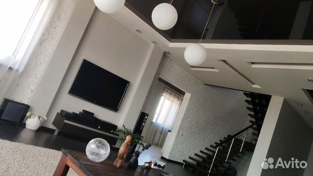 Коттедж 354 м² на участке 21 сот.