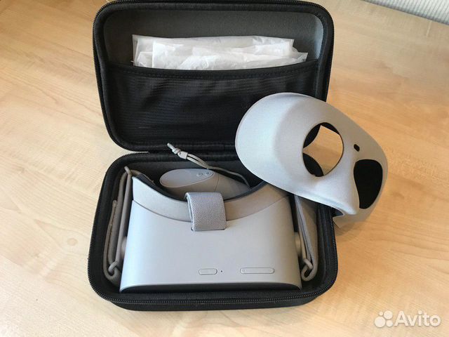 Очки виртуальной реальности Oculus Go 64 Гб