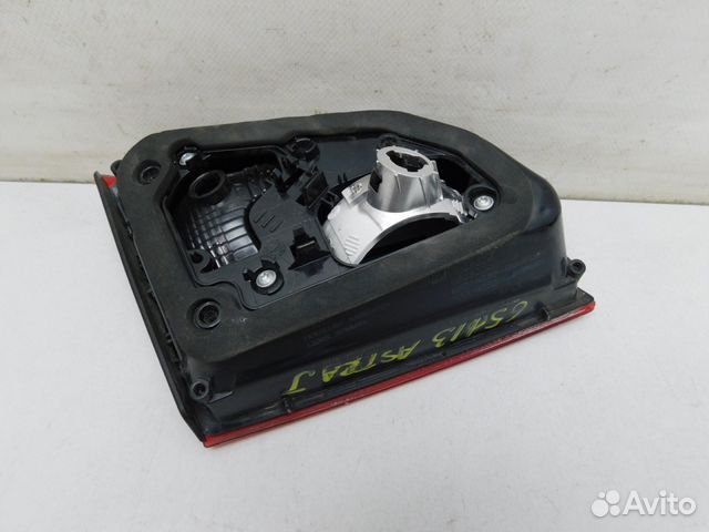 Фонарь задний прав. Opel Astra J 65113