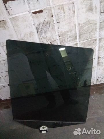 Стекло задней левой двери Land rover discovery Стекло задней левой двери Land rover discovery