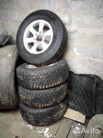Шины с дисками на Toyota prado 120
