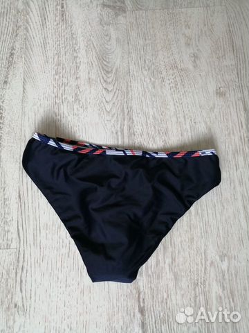 Новые Женские синие плавки XS (40-42) Новые Женские синие плавки XS (40-42)