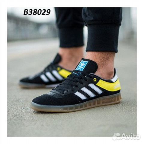 b38029