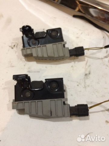 Замок капота с датчиком мерседес W212 E212 Замок капота с датчиком мерседес W212 E212