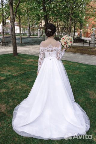 Свадебное платье