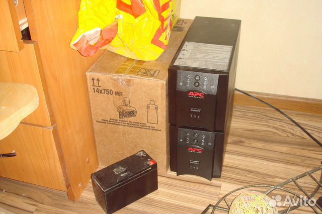 Ибп APC Smart-UPS 750VA/500W Ибп APC Smart-UPS 750VA/500W