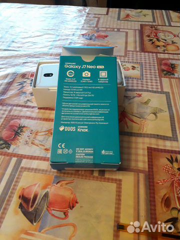 Смартфон Galaxy j7 neo