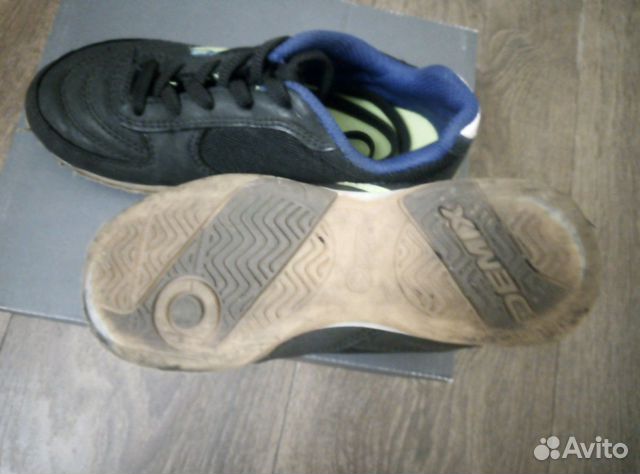 Кроссовки футбольные Demix 31 размера + щитки Nike