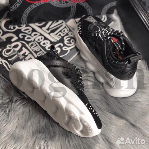 Versace Chain Reaction