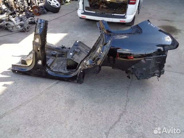 Четверти задние левая и правая на Jaguar F-Pace Четверти задние левая и правая на Jaguar F-Pace