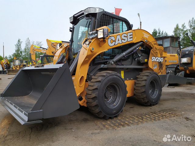 Мини-погрузчик case SV250 Мини-погрузчик case SV250