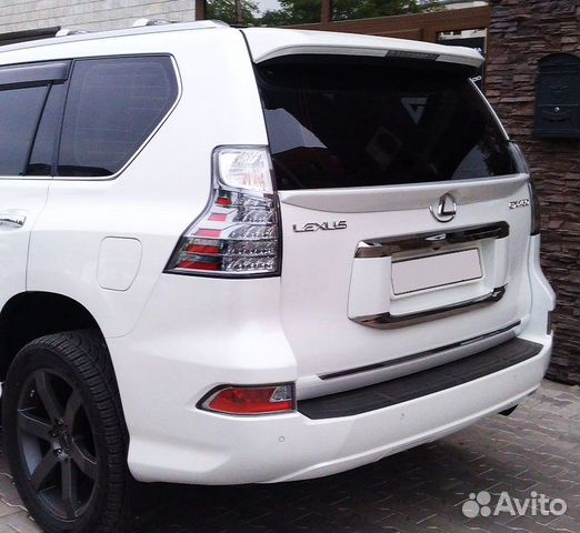 Спойлер Toyota Land Cruiser Prado 150 белый 070