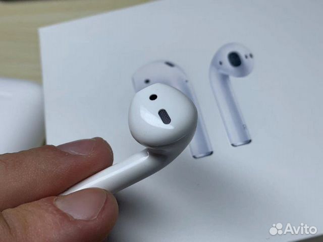 AirPods 2