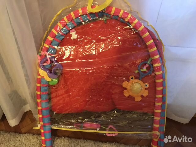 Развивающий коврик с игрушками Развивающий коврик с игрушками