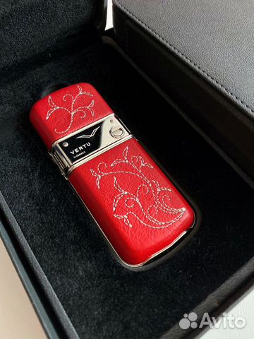 Телефон Vertu constellation Rococo Scarlet Телефон Vertu constellation Rococo Scarlet