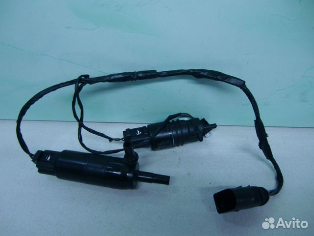 Бачок омывателя бмв BMW E71 X5 X6 с насосами Бачок омывателя бмв BMW E71 X5 X6 с насосами