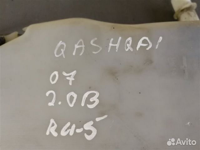 Бачок омывателя Nissan Qashqai J10 2007 Бачок омывателя Nissan Qashqai J10 2007