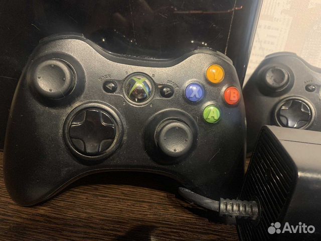 Игровая приставка Xbox 360 Игровая приставка Xbox 360