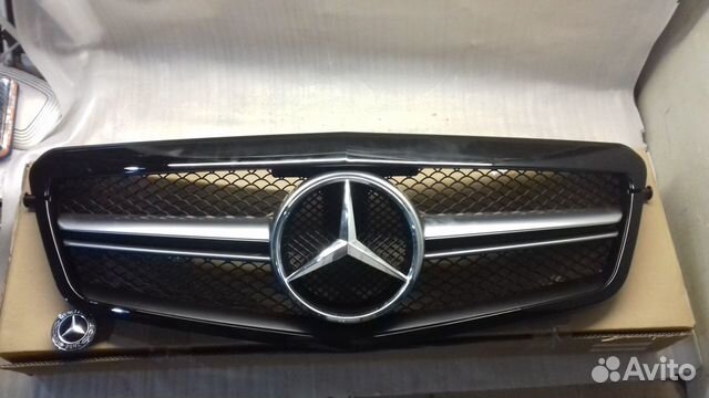 Решетка радиатора mercedes e w212 черная дорест Решетка радиатора mercedes e w212 черная дорест