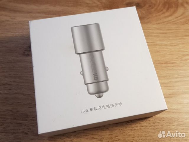 Автомобильная зарядка Xiaomi Mi Car Charger QC 3.0 Автомобильная зарядка Xiaomi Mi Car Charger QC 3.0