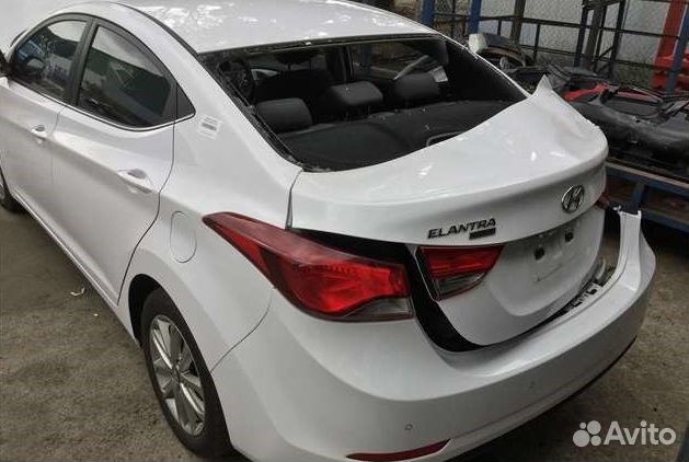 Автомобиль в разборе: Hyundai Elanatra