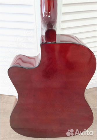 Гитара новая