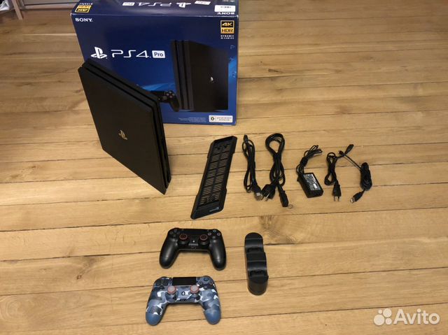 Игровая приставка Sony PS4 PRO 1 TB + Допы Игровая приставка Sony PS4 PRO 1 TB + Допы