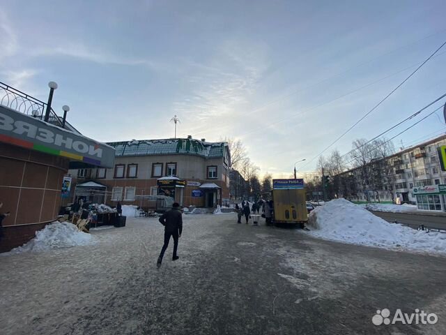 Офисное помещение, 330 м²