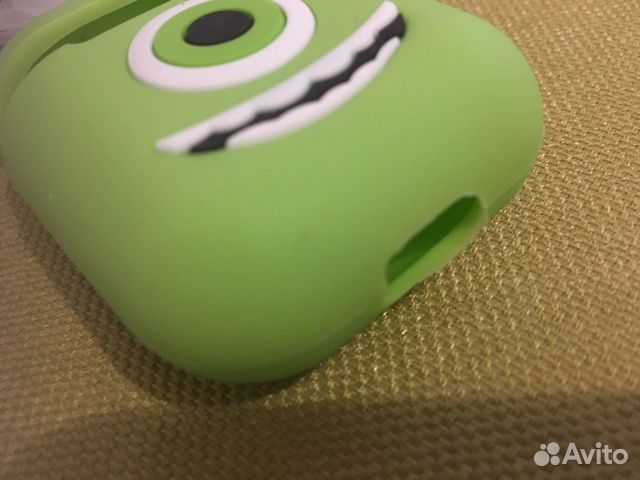 Защитный чехол для AirPods Защитный чехол для AirPods