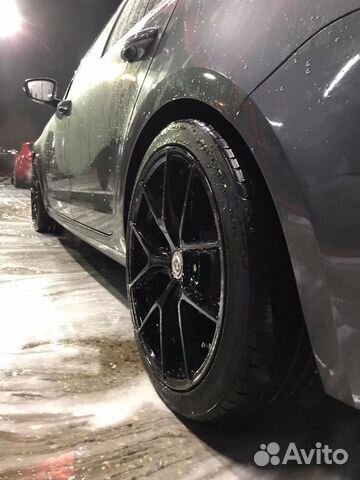 Диски R20 HRE черный глянец 5-112 для VW Tiguan