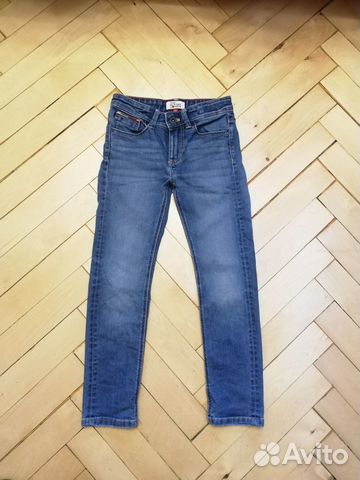 Брюки, джинсы Tommi Hilfiger р.128