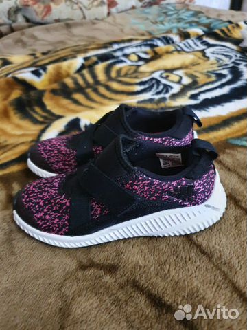 Кроссовки adidas для девочки