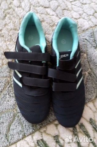 Кроссовки женские новые