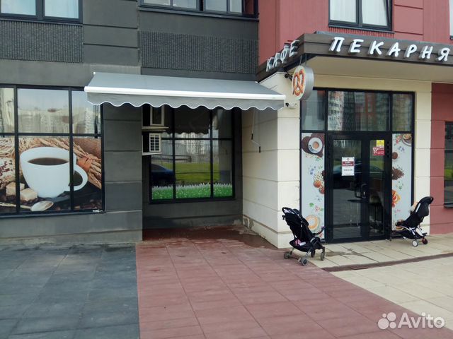 Маркиза выдвижная 550. 400 см х 300 см