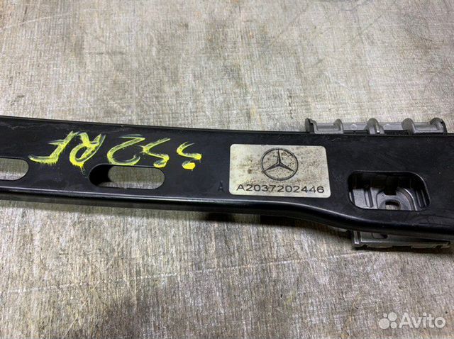 Стеклоподъемник передний правый Mercedes C-Class