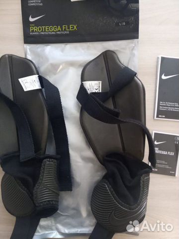 Футбольные щитки Nike Protegga Flex Футбольные щитки Nike Protegga Flex