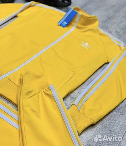 Спортивный костюм женский Adidas originals Спортивный костюм женский Adidas originals
