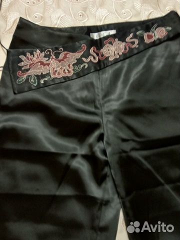Брюки китайские атласные с поясом 44 размер новые Брюки китайские атласные с поясом 44 размер новые