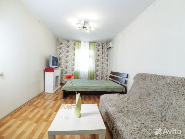 1-к квартира, 42 м², 8/10 эт.