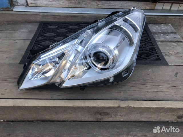 Фара левая Mercedes W207 207 Фара левая Mercedes W207 207