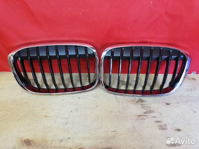 Решетка радиатора BMW X1 F48 Решетка радиатора BMW X1 F48
