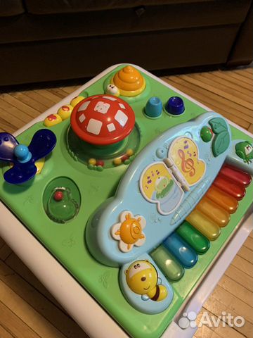 Развивающий игровой стол chicco б/у